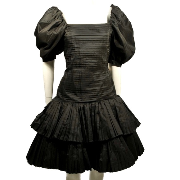 Oscar de la Renta Vintage 1980’s Black Puff Sleeve Pleated Ruffle Dress, size 8 - Picture 2 of 15